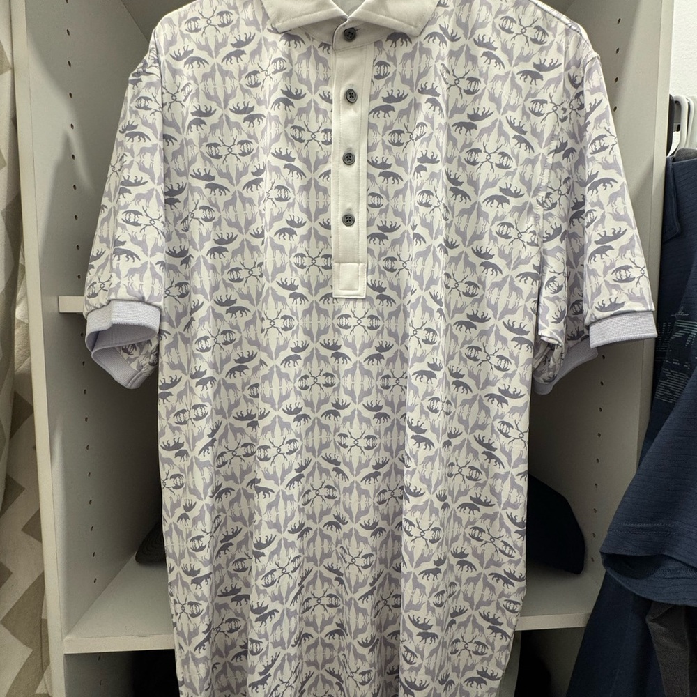 Men's Greyson Clothier Polo Size Large *Never worn*